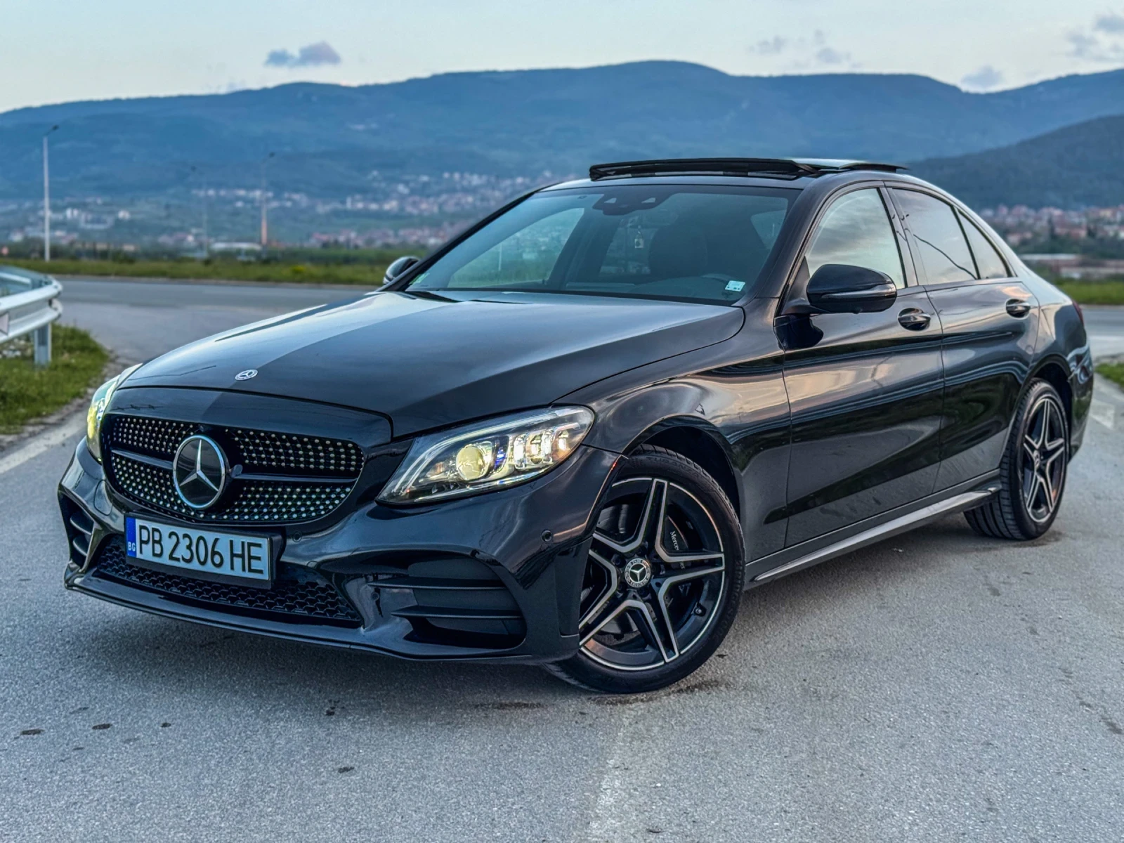 Mercedes-Benz C 400 I AMG/ 4Matic/ Bi-Turbo/  FACE/ Head/Up/ 9G  - изображение 2