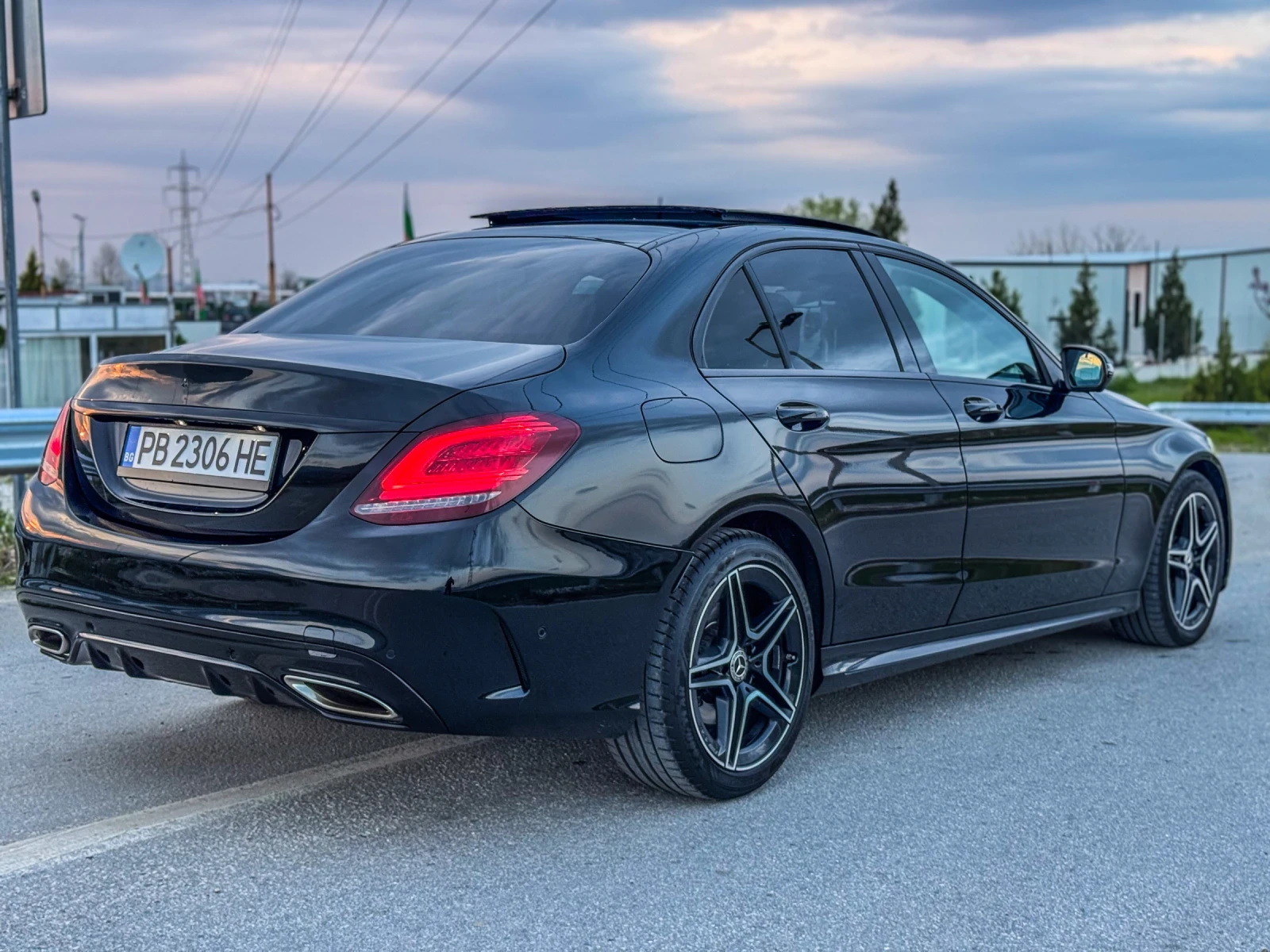 Mercedes-Benz C 400 I AMG/ 4Matic/ Bi-Turbo/  FACE/ Head/Up/ 9G  - изображение 3
