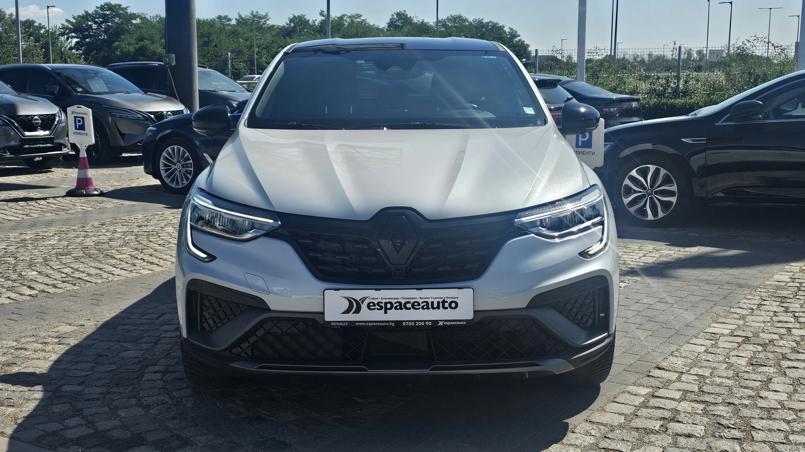 Renault Arkana E-TECH ENGINEERED  Hybrid 145 - изображение 2