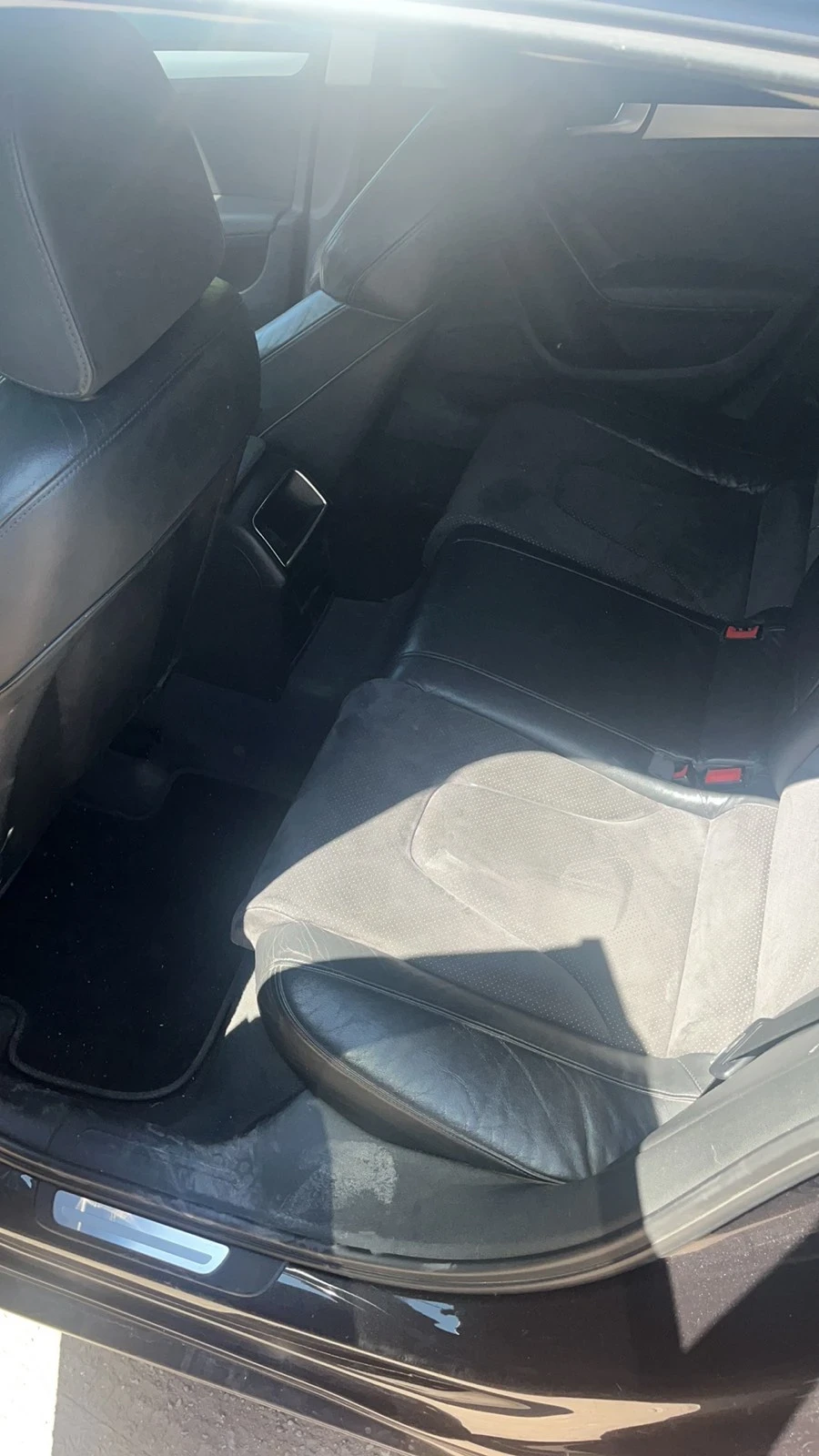 Audi A4 2.0 - изображение 6