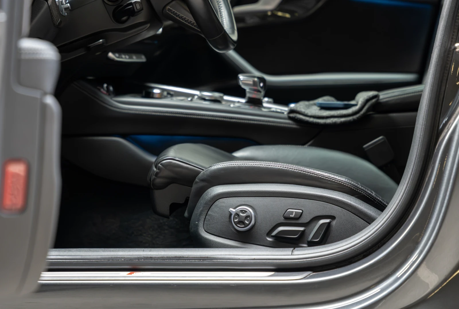 Audi S4  - изображение 6