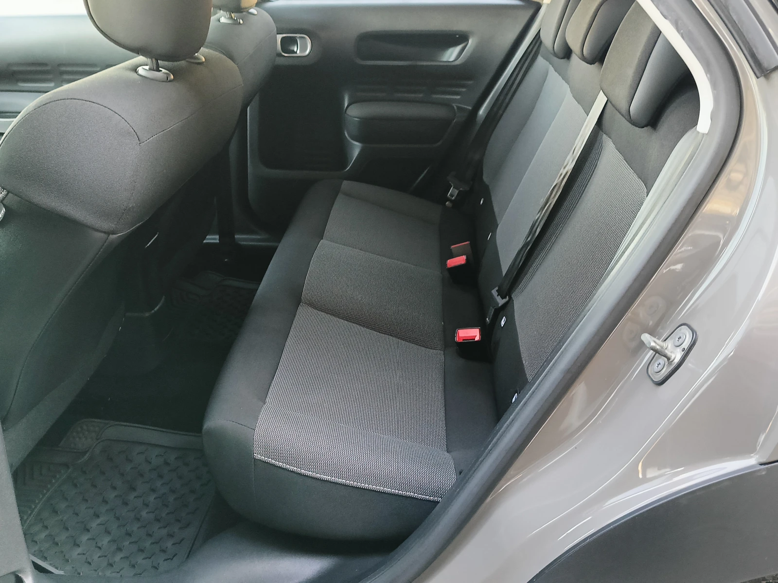 Citroen C4 Cactus 1.6Blue E-HDi - изображение 10