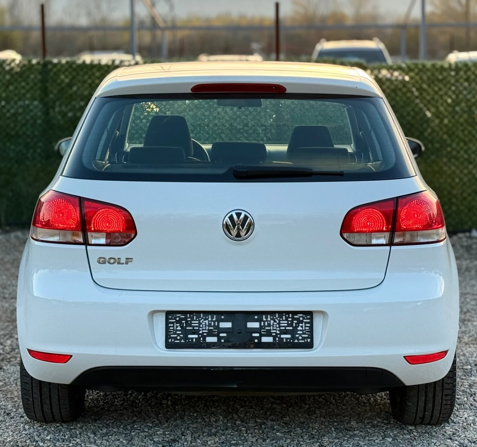 VW Golf 1.4i БЕНЗИН  - изображение 6