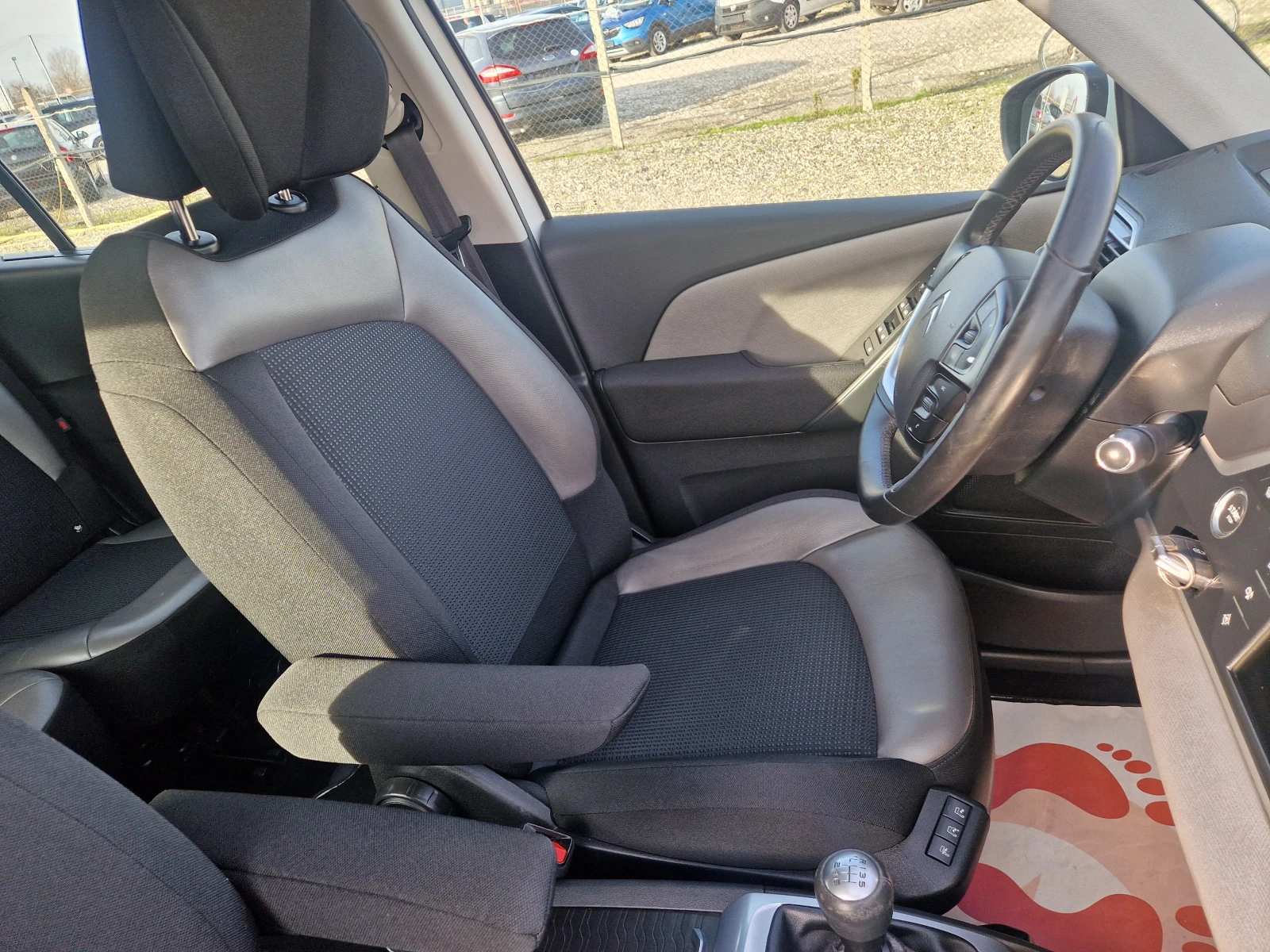 Citroen Grand C4 Picasso 2.0 HDI 150ch BVM6 INTENSIVE | Mobile.bg � ����������� 12