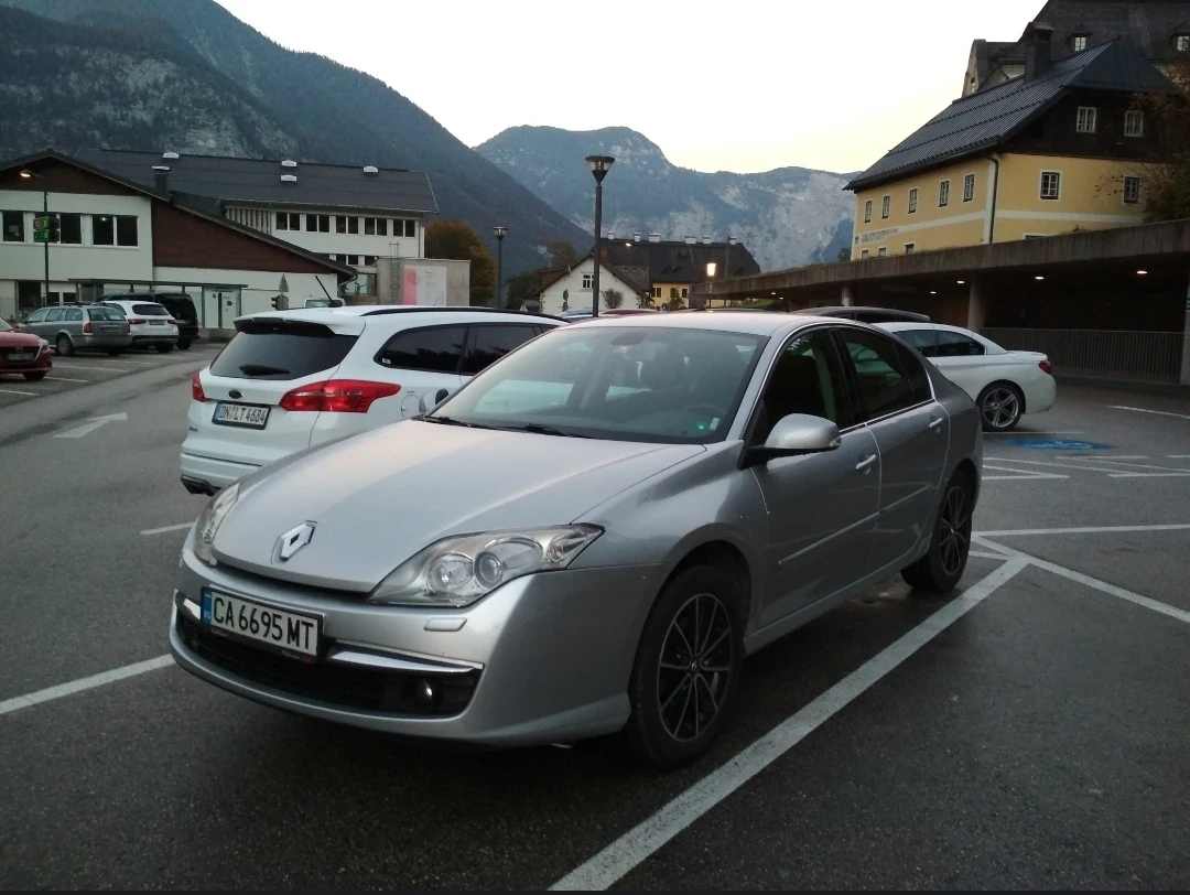 Renault Laguna 2.0 140 ps, снимка 3 - Автомобили и джипове - 52670322