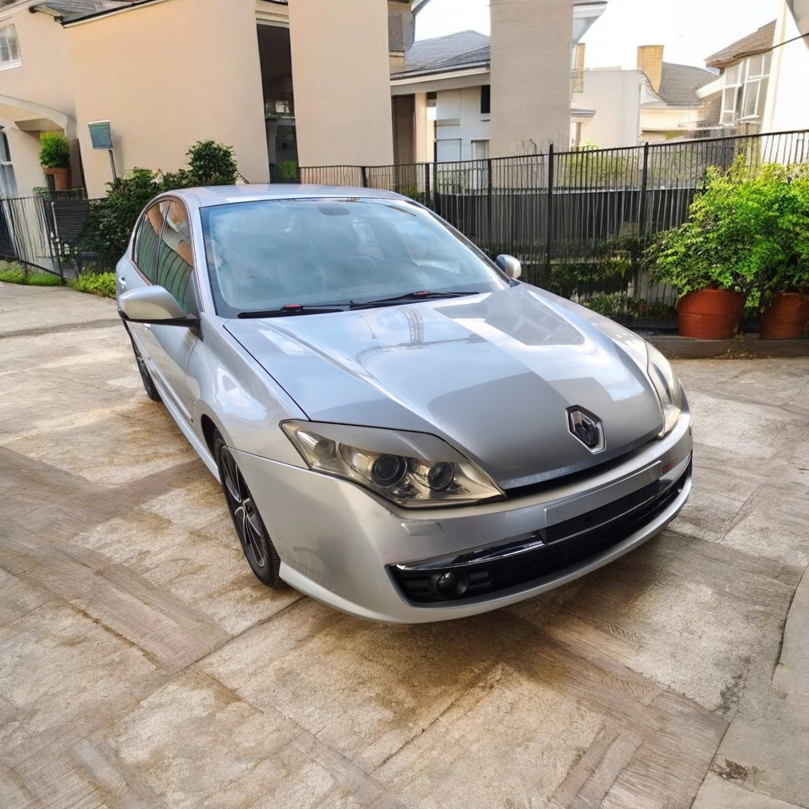Renault Laguna 2.0 140 ps