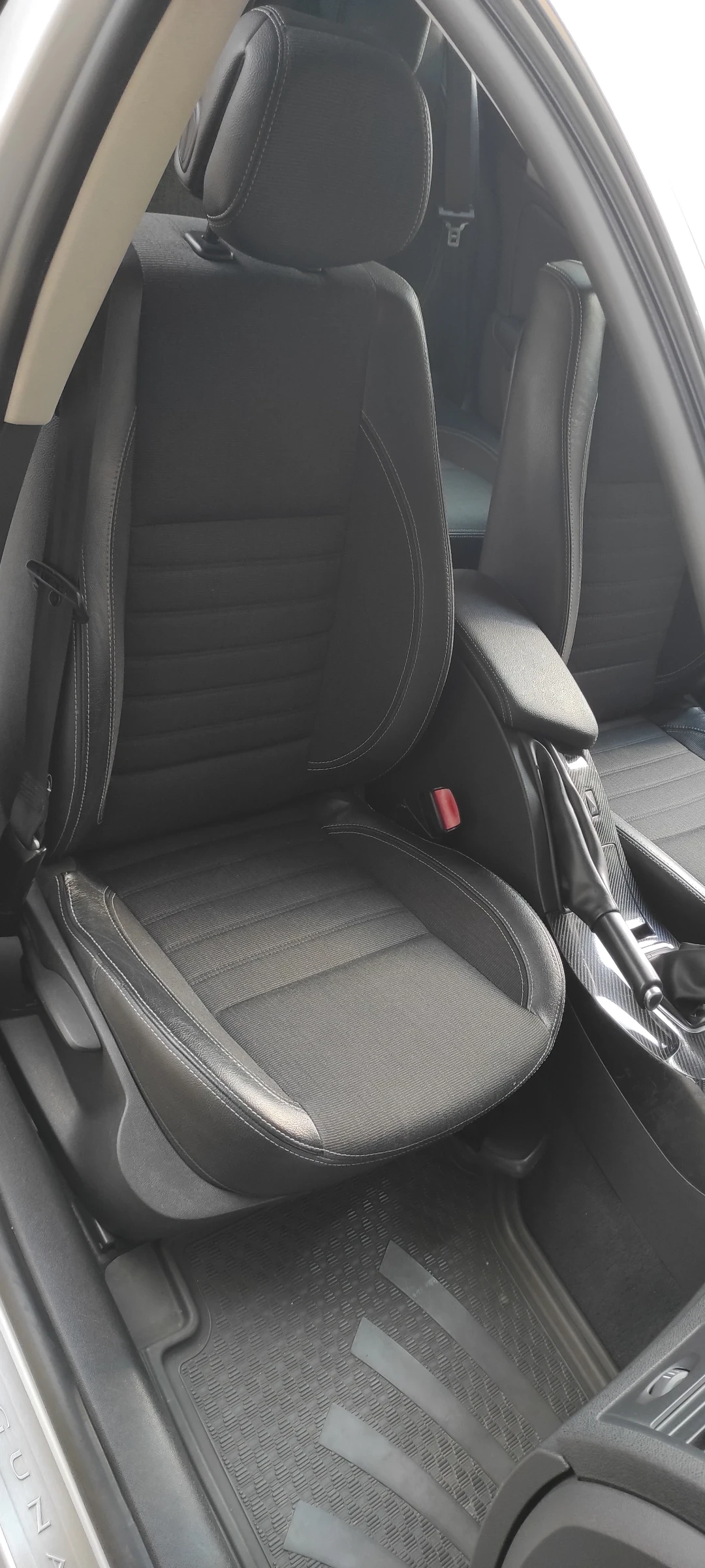 Renault Laguna 2.0 140 ps, снимка 14 - Автомобили и джипове - 52670322