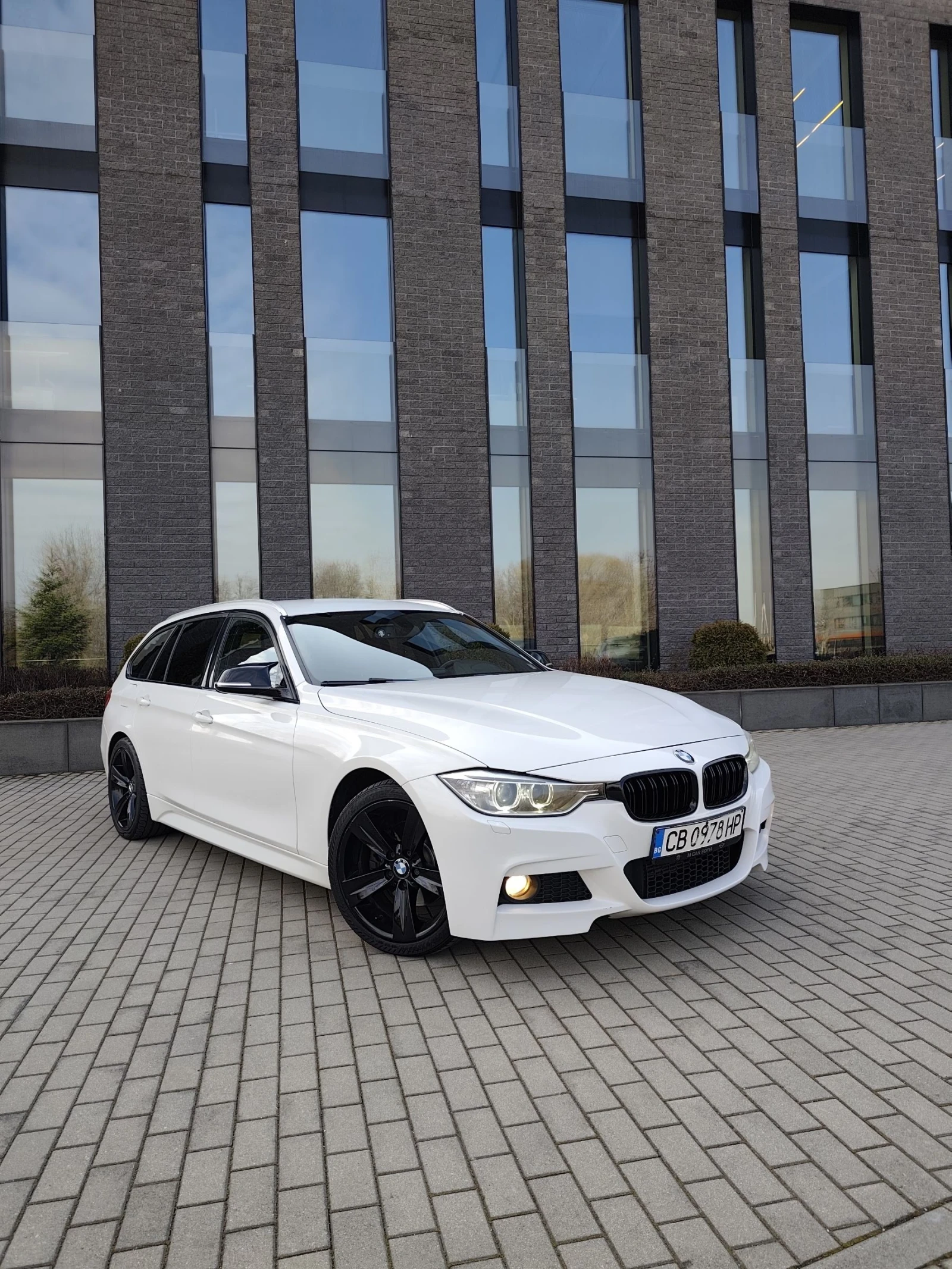 BMW 320 D M PACK ТОП УНИКАТ!!!!!!!, снимка 2 - Автомобили и джипове - 53860876