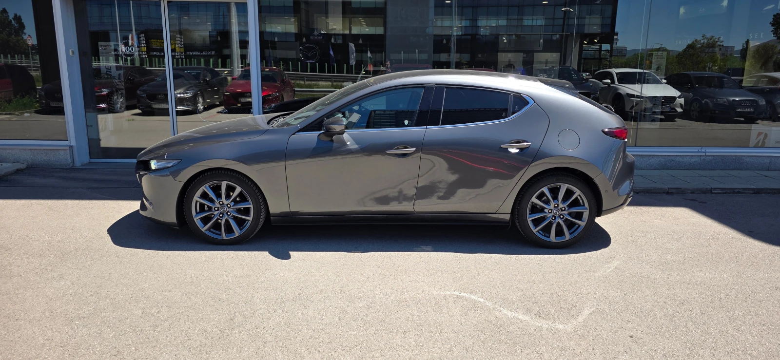 Mazda 3 COM+ Full & Mild hybrid | Mobile.bg � ����������� 2