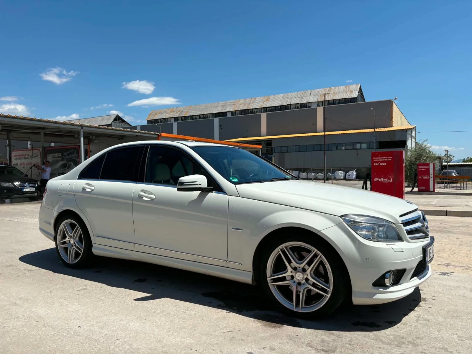 Mercedes-Benz C 300, снимка 6 - Автомобили и джипове - 55825836