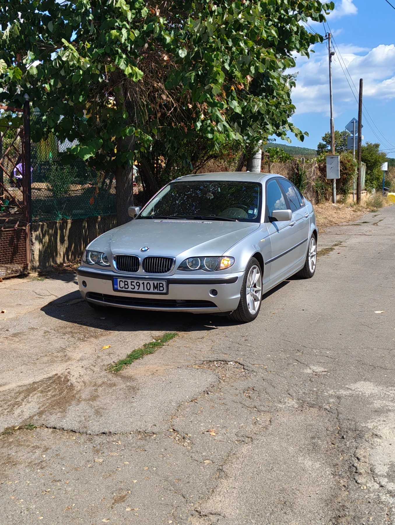 BMW 320 2.0 D, снимка 9 - Автомобили и джипове - 56151134