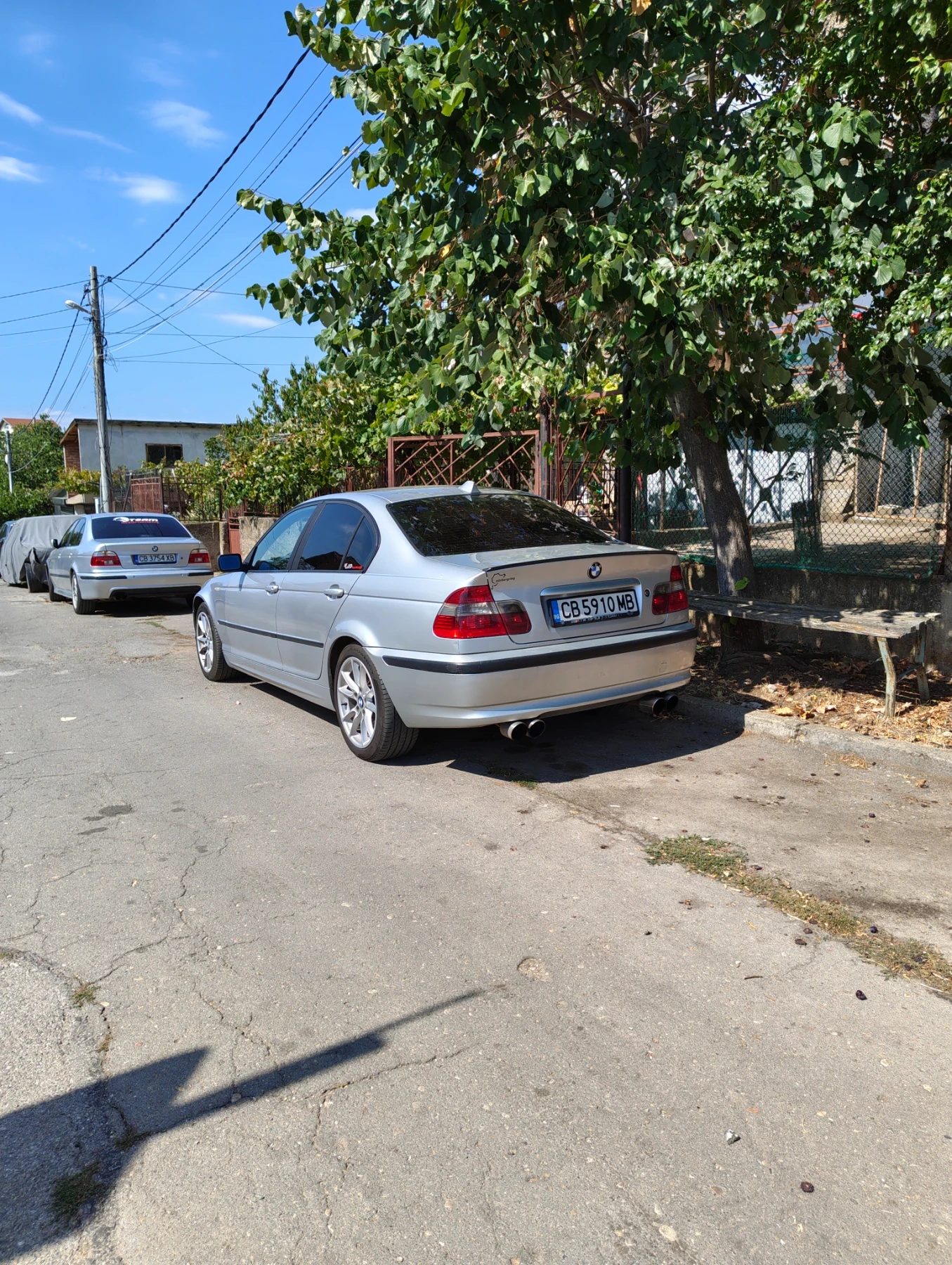 BMW 320 2.0 D, снимка 4 - Автомобили и джипове - 56151134