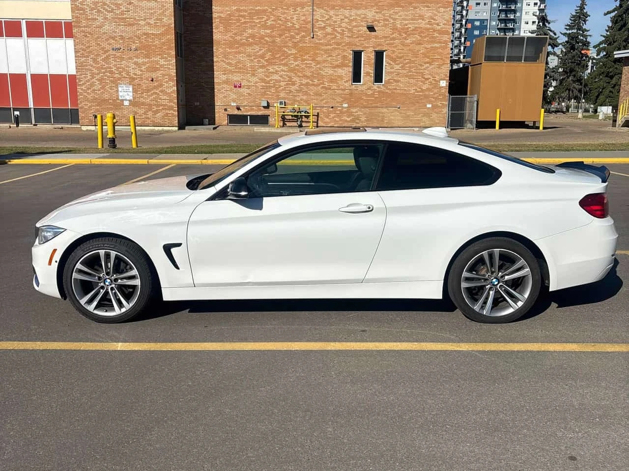 BMW 428 i xDrive * CARFAX * БЕЗ ПЪРВОНАЧАЛНА ВНОСКА, снимка 2 - Автомобили и джипове - 56168885
