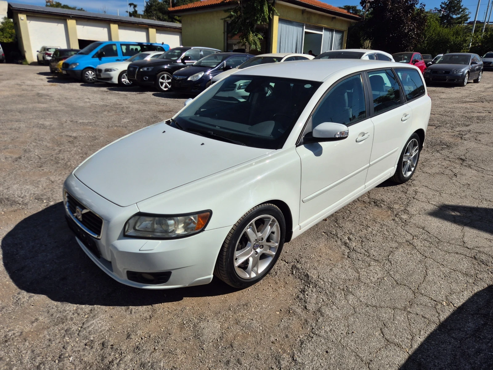 Volvo V50 2.0D* Facelift* КОЖА* АВТОМАТ* ПОДГРЕВ
