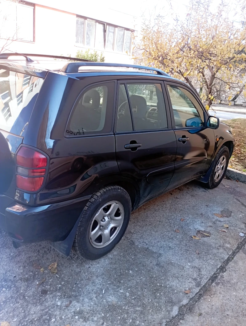 Toyota Rav4, снимка 6 - Автомобили и джипове - 48476259