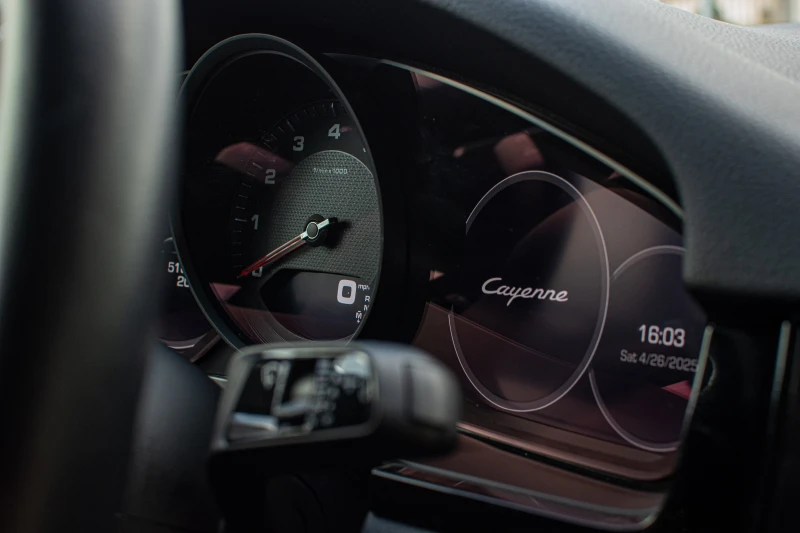 Porsche Cayenne Гаранционен/Собствен лизинг, снимка 16 - Автомобили и джипове - 53029554