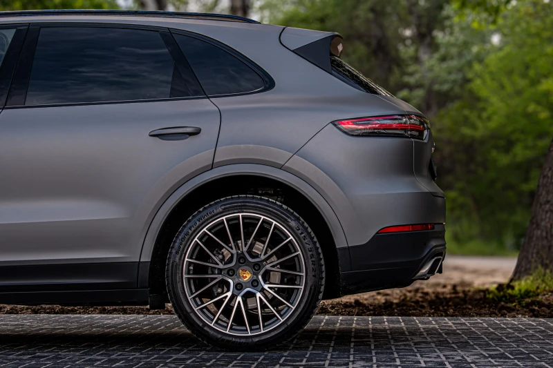 Porsche Cayenne Гаранционен/Собствен лизинг, снимка 9 - Автомобили и джипове - 53029554