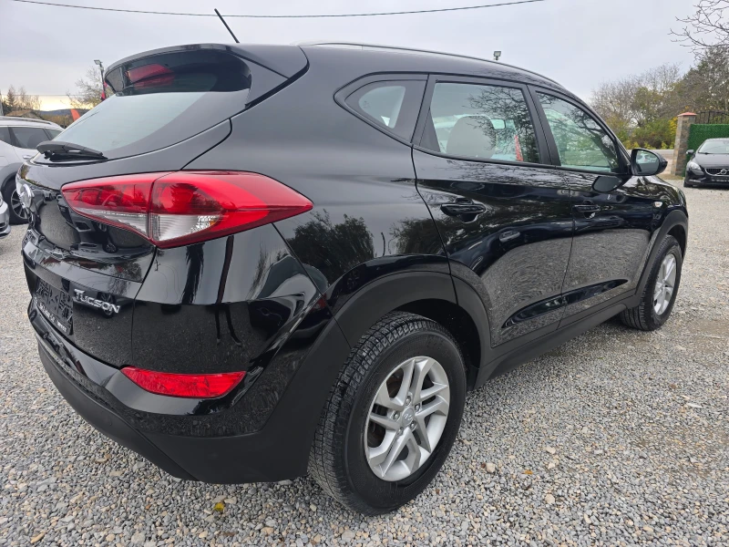 Hyundai Tucson 1.7GRDI-ЕВРО 6В-6СКОРОСТИ, снимка 6 - Автомобили и джипове - 52390200