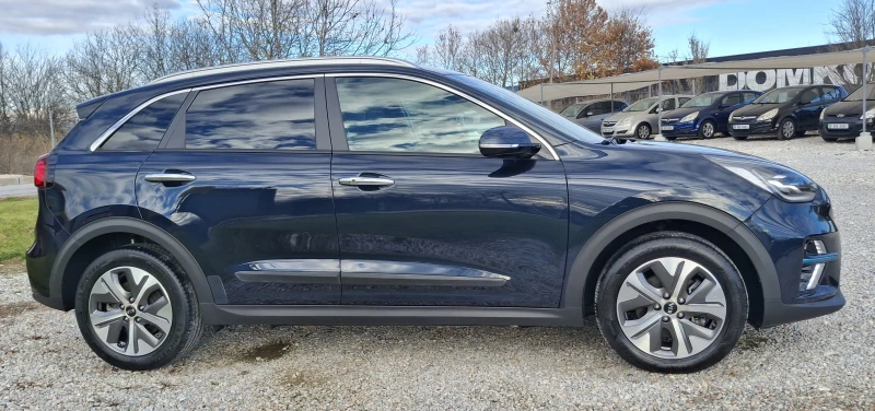 Kia Niro EV 64kWh full electric 204PS, снимка 8 - Автомобили и джипове - 52419540