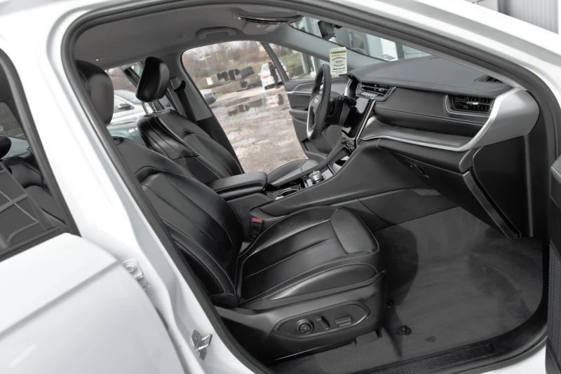 Jeep Grand cherokee 3.6, снимка 8 - Автомобили и джипове - 53510955