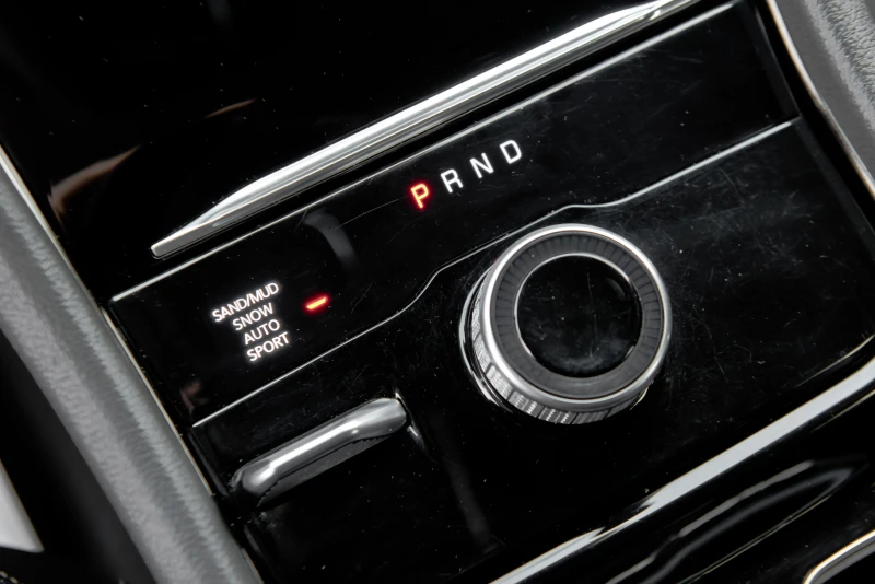 Jeep Grand cherokee 3.6, снимка 15 - Автомобили и джипове - 53510955