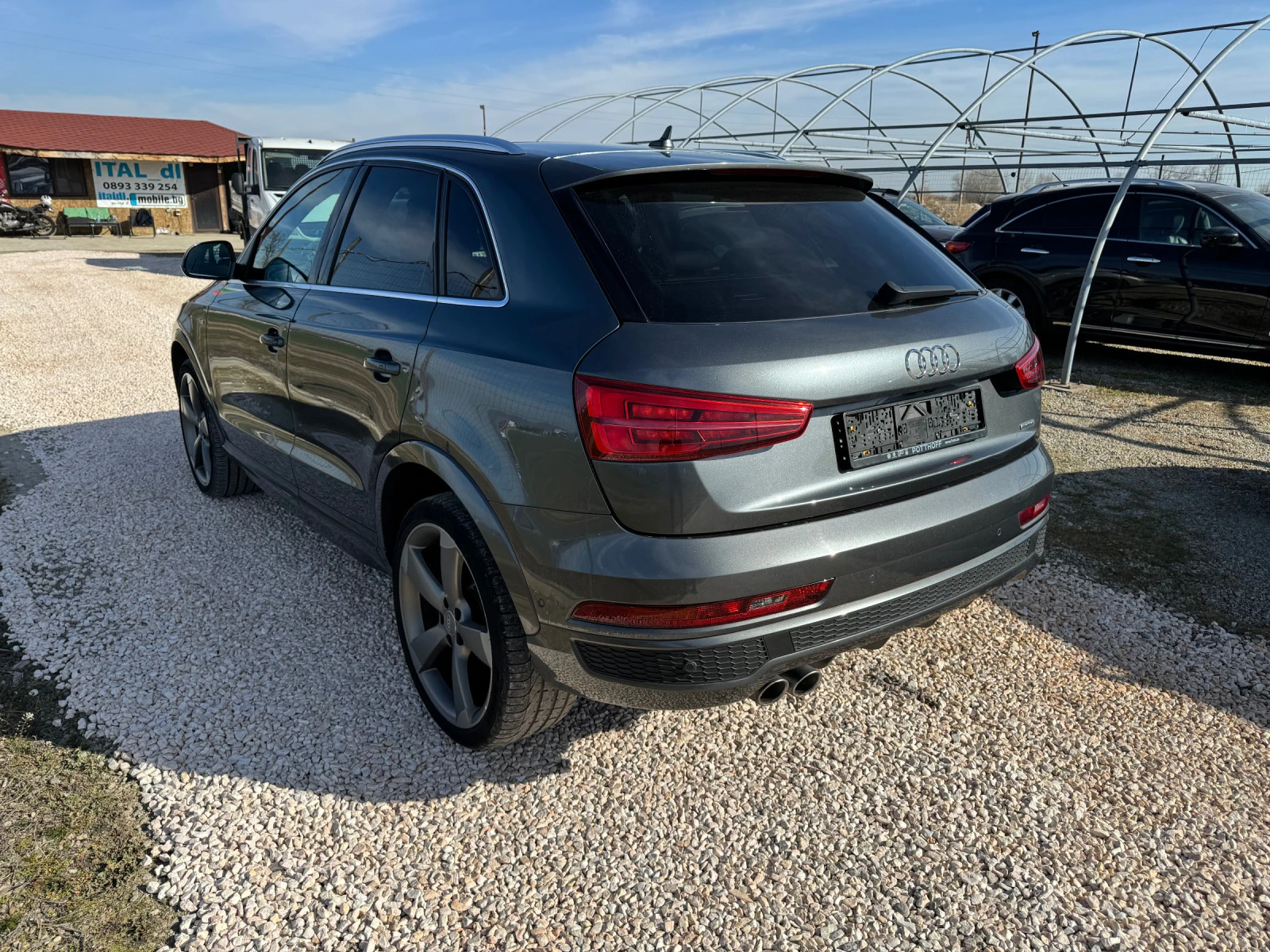 Audi Q3 2.0tdi S-Line. 184к.с 111000км. Като ново!!! - изображение 4