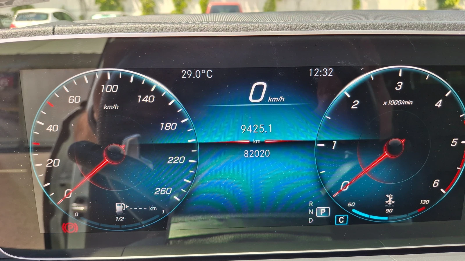 Mercedes-Benz GLE 400 d Coupe AMG line от БГ нов - изображение 10