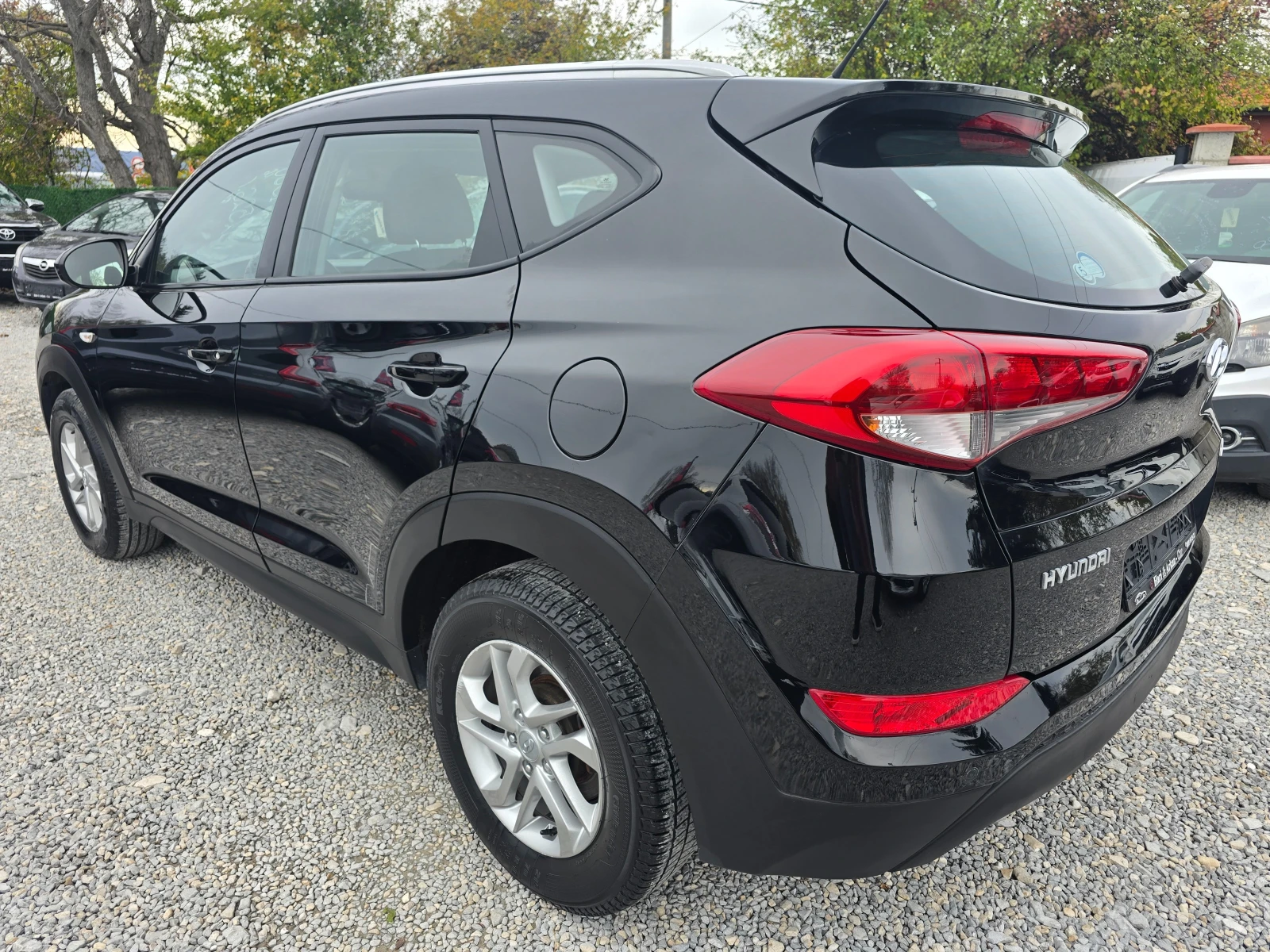 Hyundai Tucson 1.7GRDI-ЕВРО 6В-6СКОРОСТИ - изображение 4