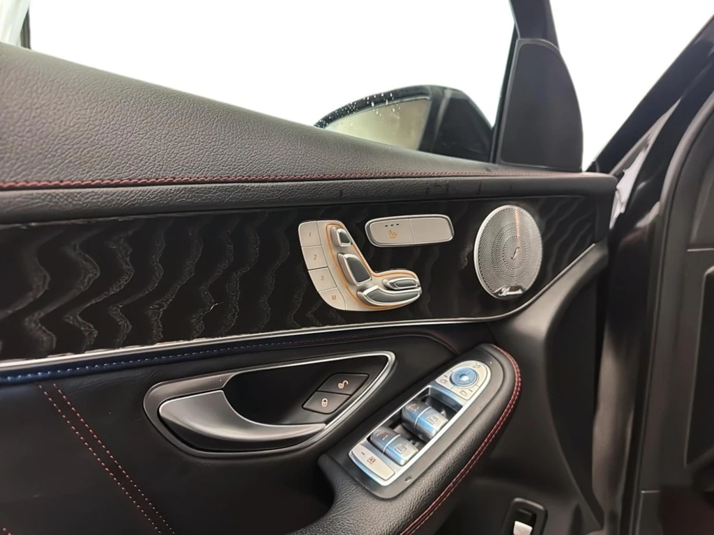 Mercedes-Benz GLC * AMG 43 TOIT PANO 4 SIEGES CHAUFFANTS CAM 360 * C - изображение 9