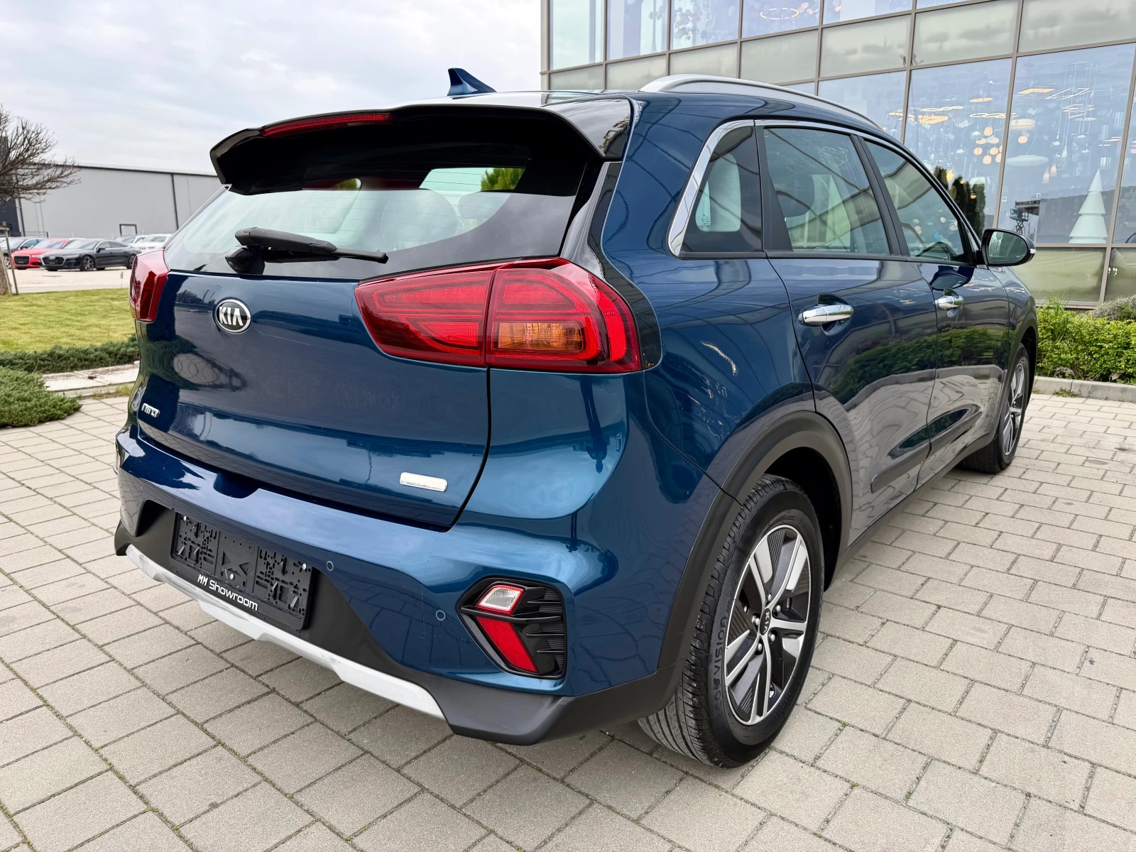 Kia Niro FACE-HYBRID--LANE-ASIST-КАМЕРА-DISTRONIC-, снимка 5 - Автомобили и джипове - 54219213