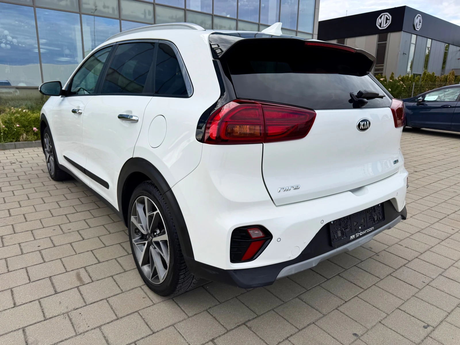 Kia Niro FACE-HYBRID--LANE-ASIST-������-DISTRONIC- | Mobile.bg � ����������� 7