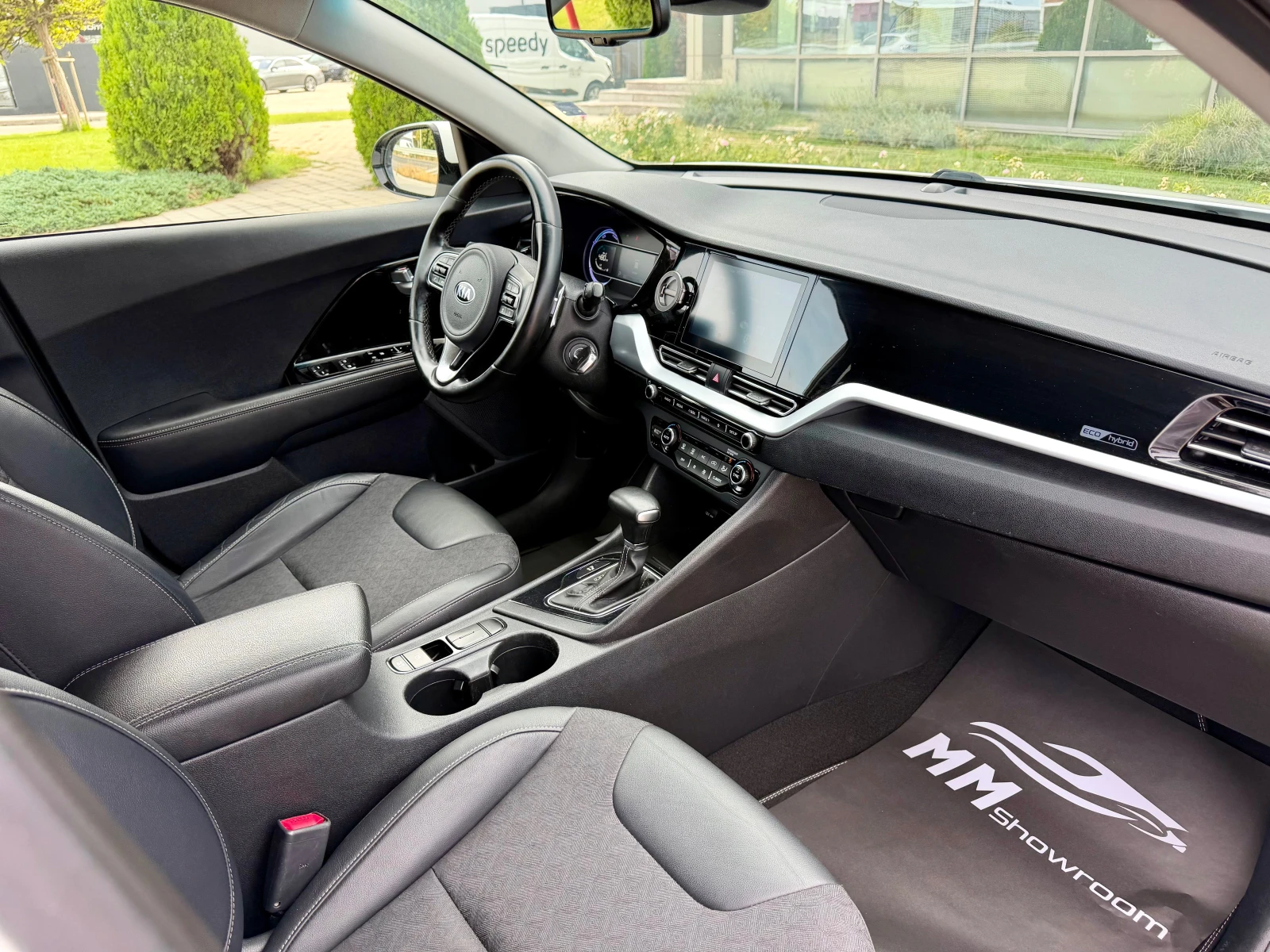 Kia Niro FACE-HYBRID--LANE-ASIST-������-DISTRONIC- | Mobile.bg � ����������� 12