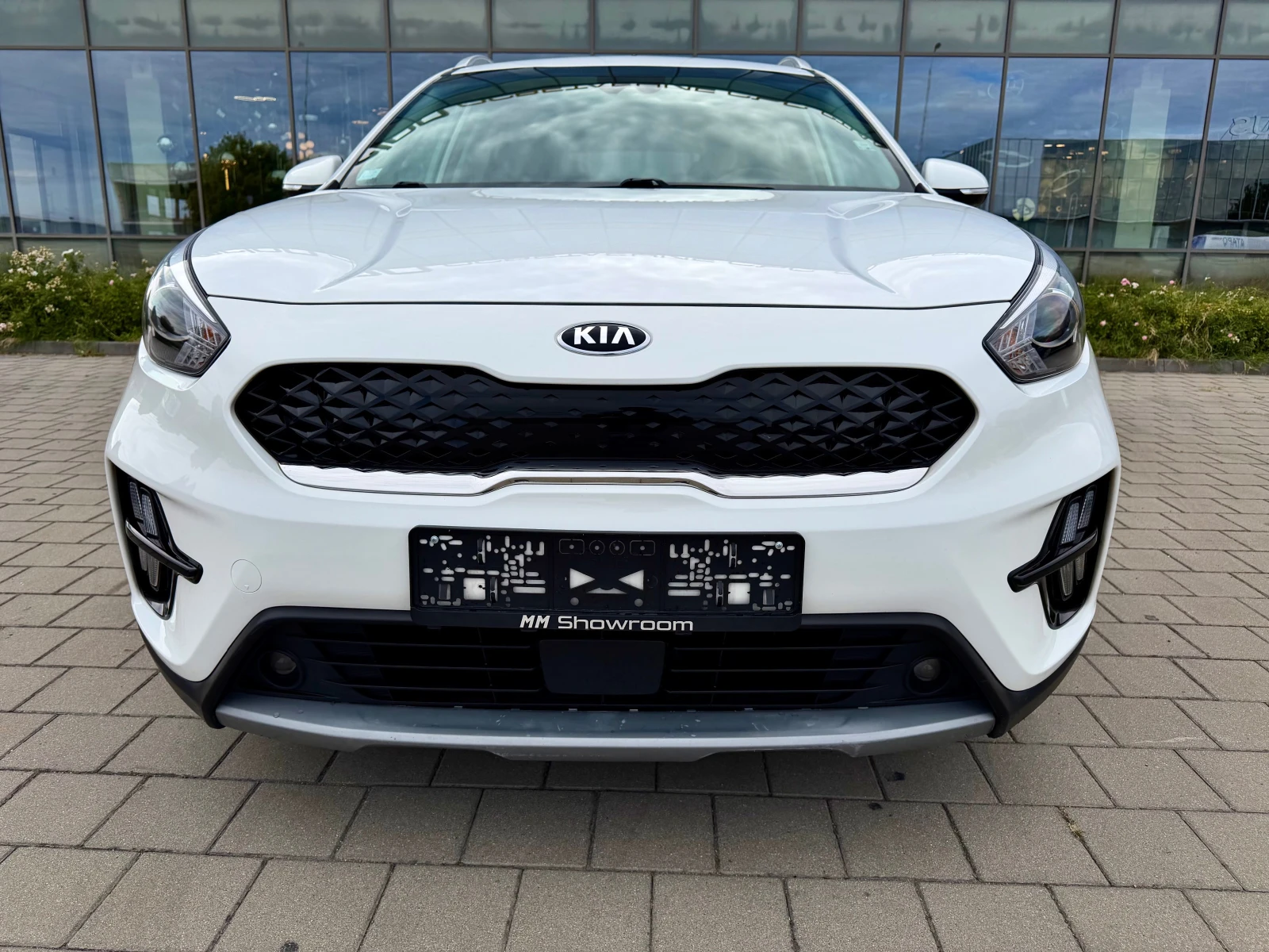 Kia Niro FACE-HYBRID--LANE-ASIST-������-DISTRONIC- | Mobile.bg � ����������� 2
