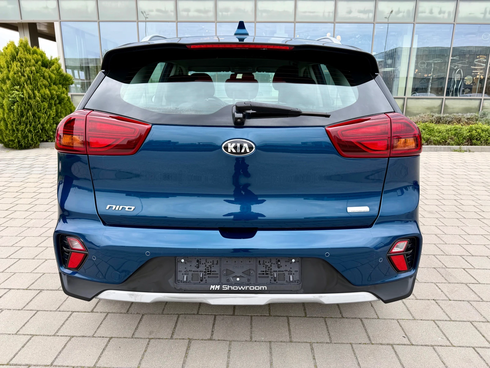 Kia Niro FACE-HYBRID--LANE-ASIST-КАМЕРА-DISTRONIC-, снимка 6 - Автомобили и джипове - 54219213