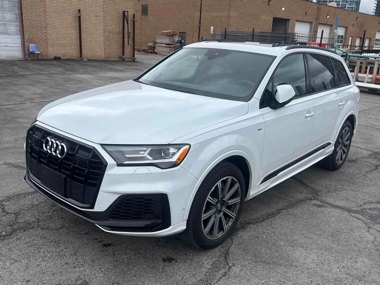 Audi Q7 * Progressiv * 7 МЕСТЕН* ДИСТРОНИК * 360 * ОБДУХВА, снимка 15 - Автомобили и джипове - 54562029