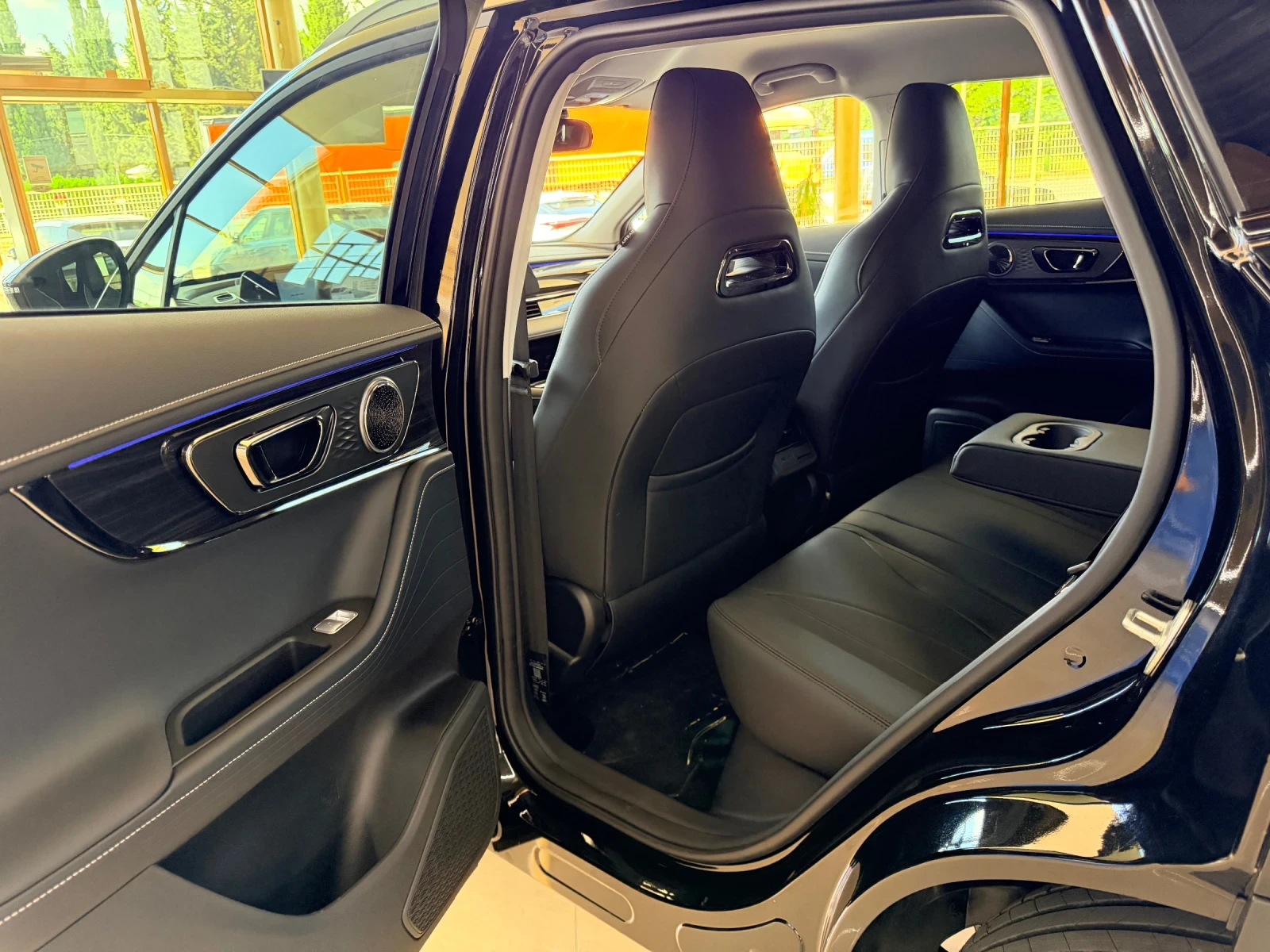 Omoda 5 1.6 TGDI бензин 145кс., снимка 8 - Автомобили и джипове - 54691377