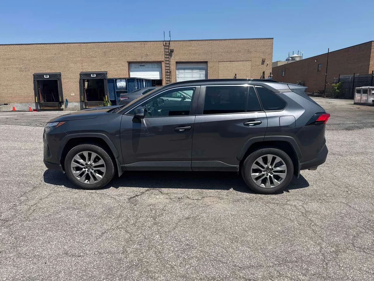 Toyota Rav4 * XLE * CARFAX * * ОПЦИЯ ЗА ФИНАНСИРАНЕ, снимка 2 - Автомобили и джипове - 55296211
