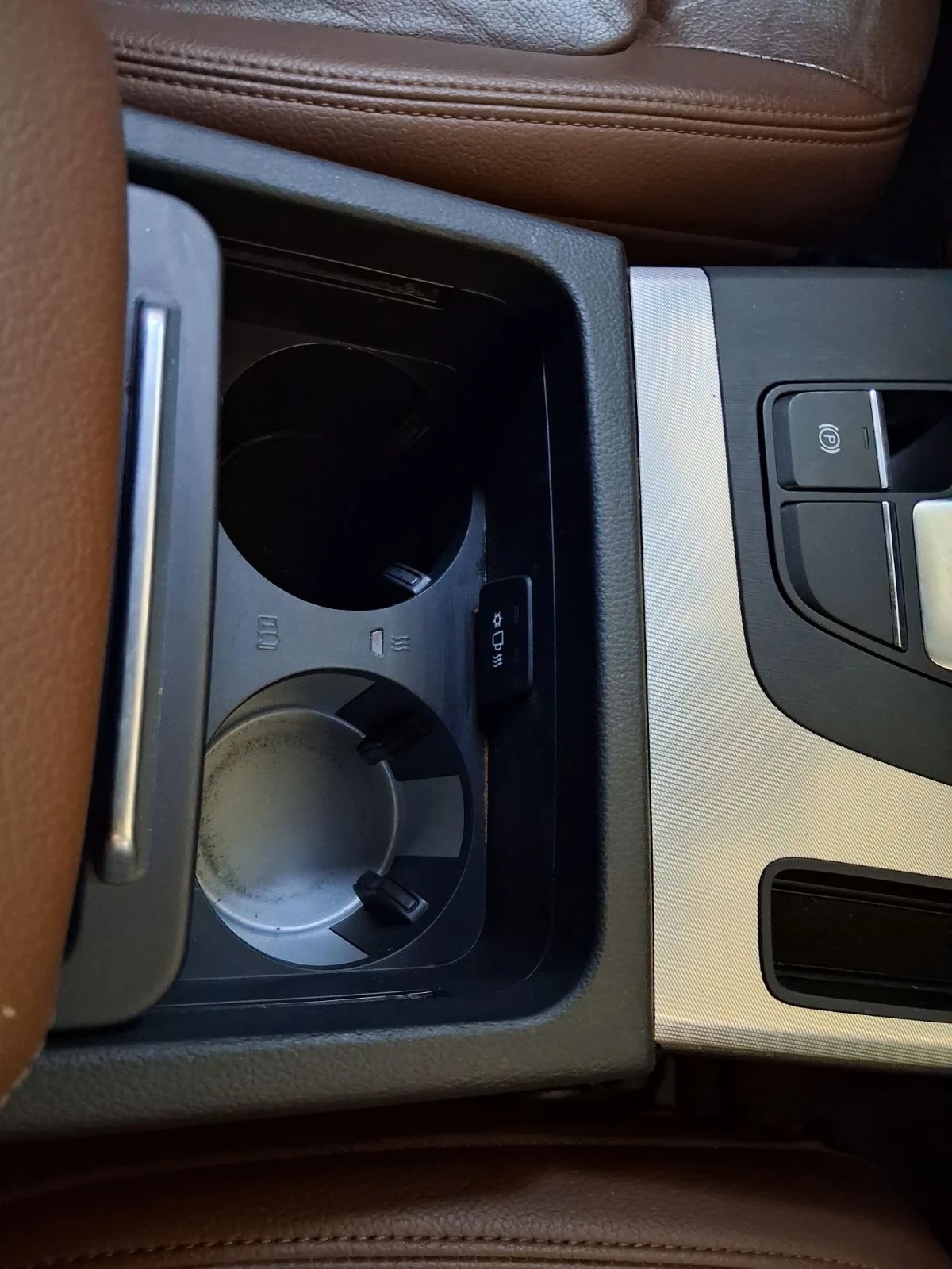 Audi Q5 Audi Q5 2.0 tfsi Quatto, снимка 10 - Автомобили и джипове - 55298586