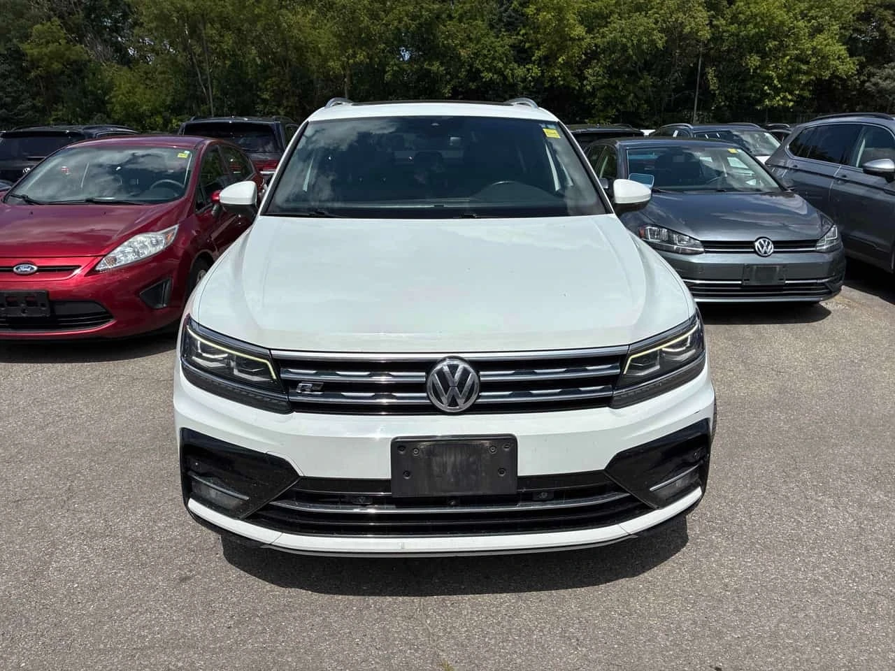 VW Tiguan R LINE/Highline/CARFAX/ПОДГРЕВ/КЛИП/ПАНОРАМА, снимка 2 - Автомобили и джипове - 55748518