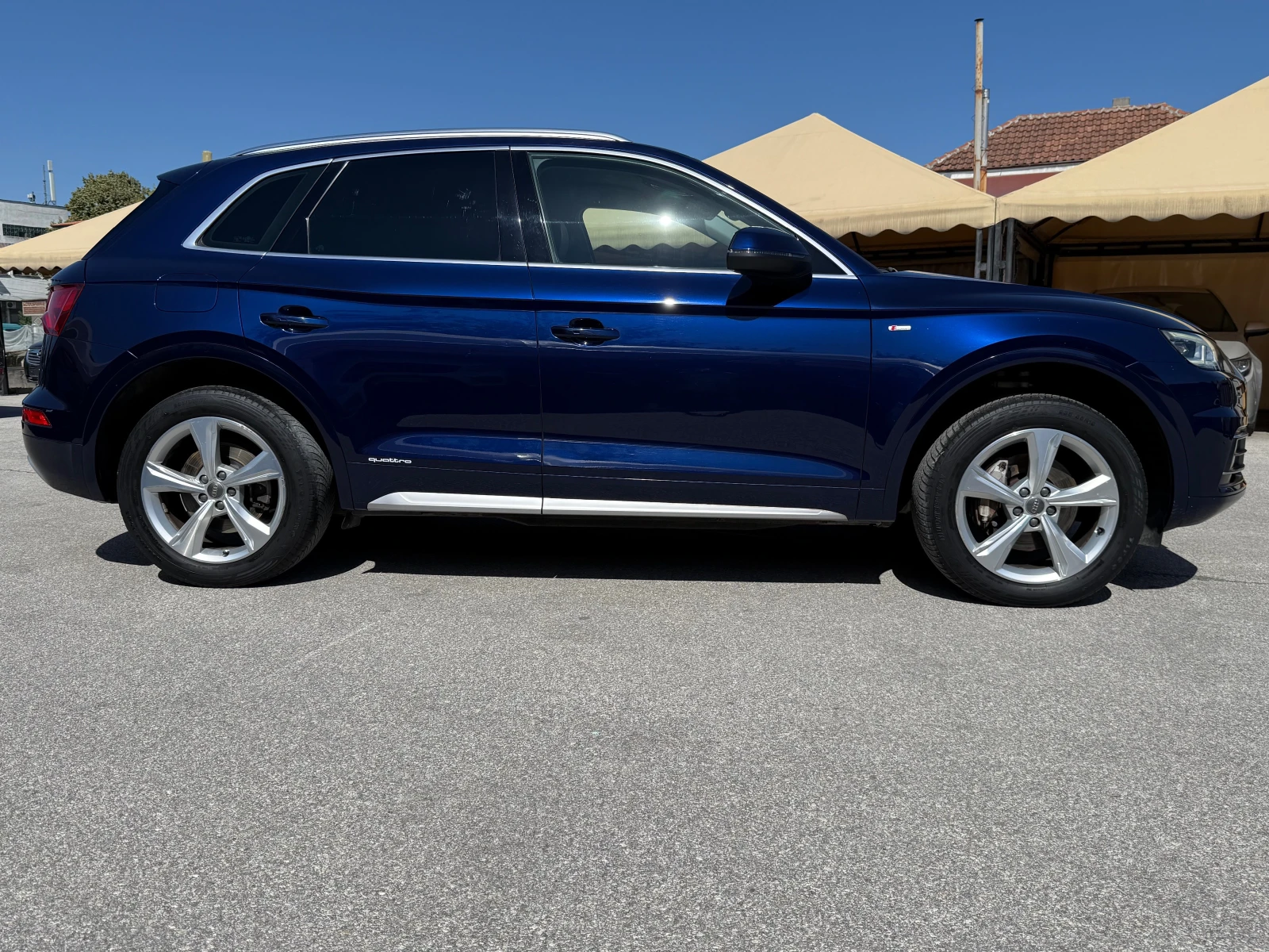 Audi Q5 2.0TDI S-LINE/VIRTUAL/MATRIX/ 100%РЕАЛНИ КИЛОМЕТРИ, снимка 4 - Автомобили и джипове - 55987841