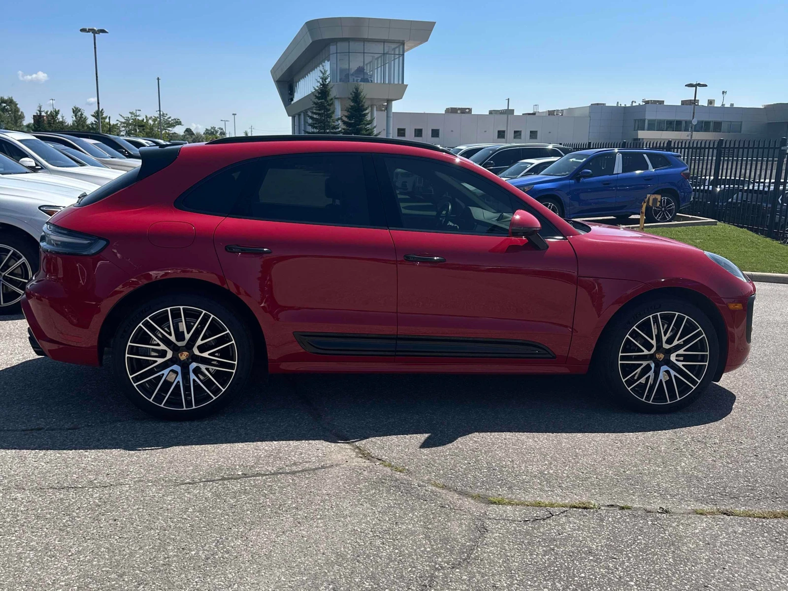 Porsche Macan * GTS * CARFAX * ОПЦИЯ ЗА ФИНАНСИРАНЕ, снимка 3 - Автомобили и джипове - 56024783