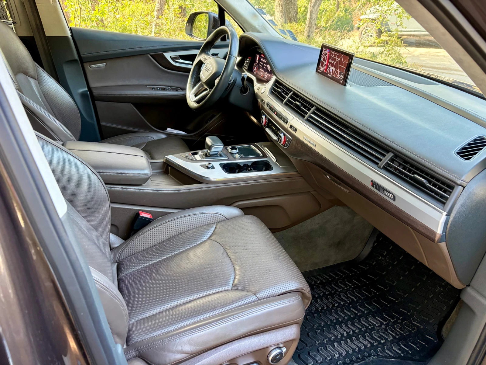 Audi Q7  1 собствени, Matrix LED, 7 седалки, Гаражна , снимка 5 - Автомобили и джипове - 56245173