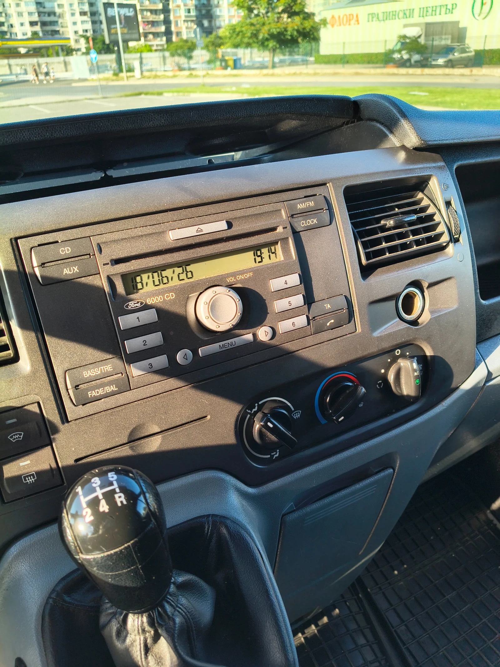 Ford Transit 2.2 TDCI, снимка 11 - Бусове и автобуси - 54962062