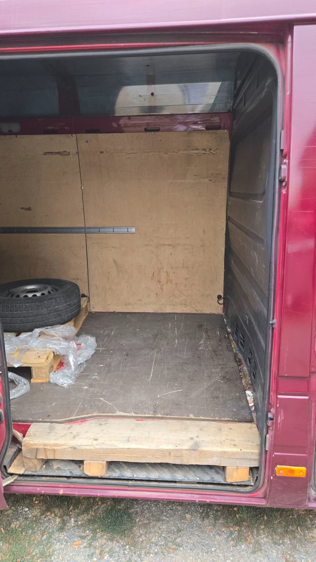 Mercedes-Benz 313, снимка 7 - Бусове и автобуси - 55866968