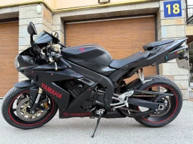  Yamaha YZF-R1