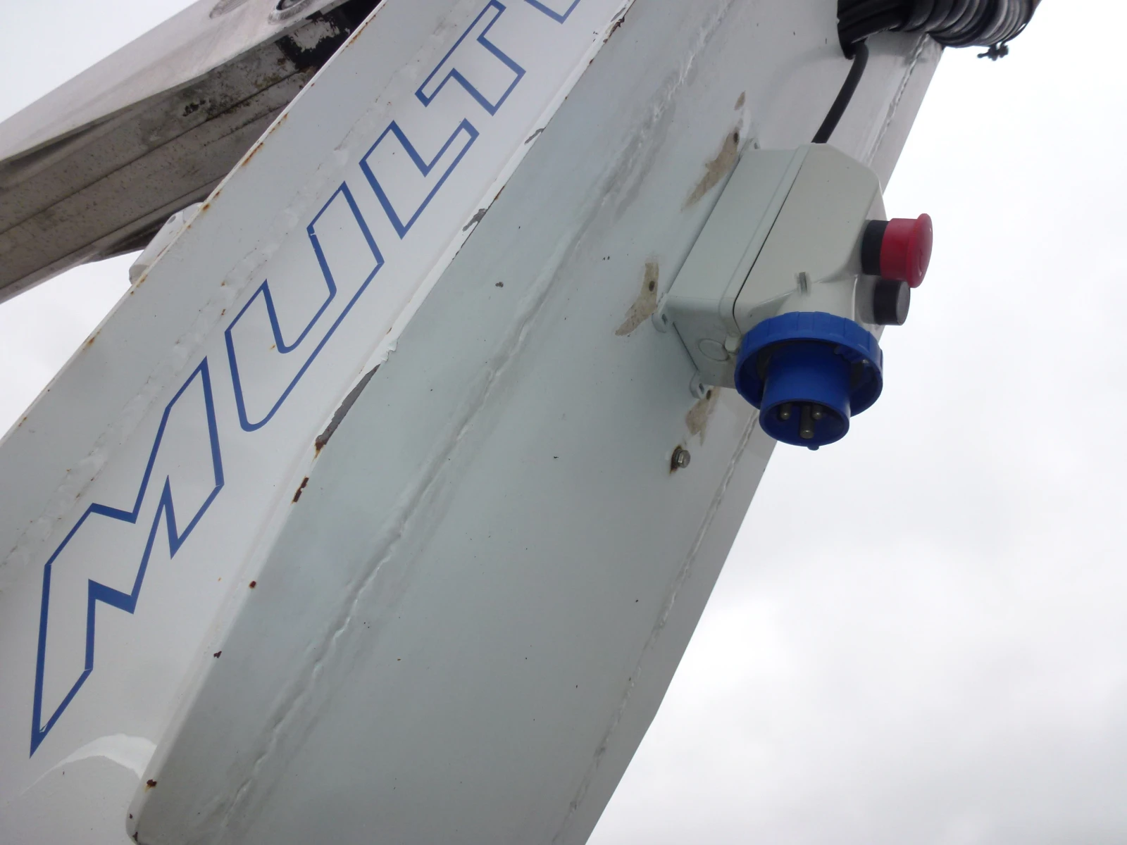 ��������� NISSAN 3.5 �. �-��������� | Mobile.bg � ����������� 8