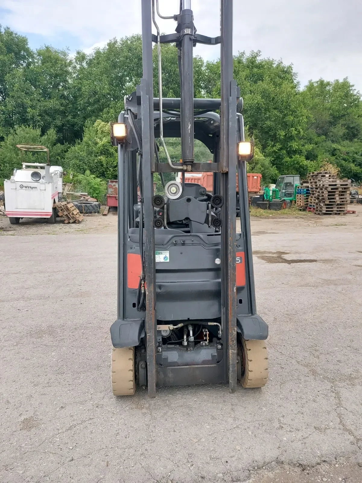  Linde  | Mobile.bg   7