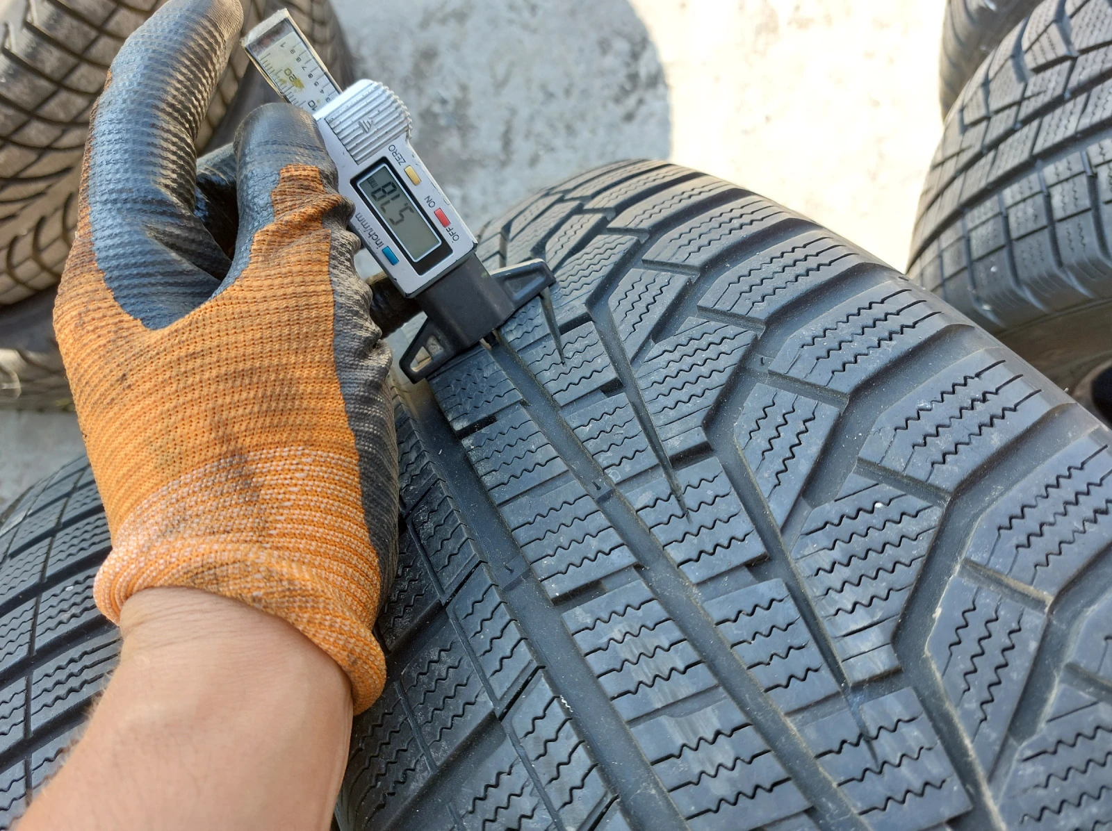 ���� 235/60R18 | Mobile.bg � ����������� 4