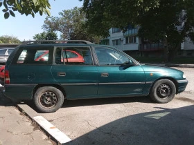 Opel Astra, снимка 1