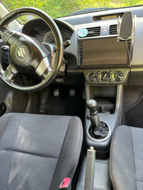 Suzuki Swift 1,3, снимка 6 - Автомобили и джипове - 45268020
